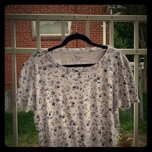 Medium Sized Crop Top